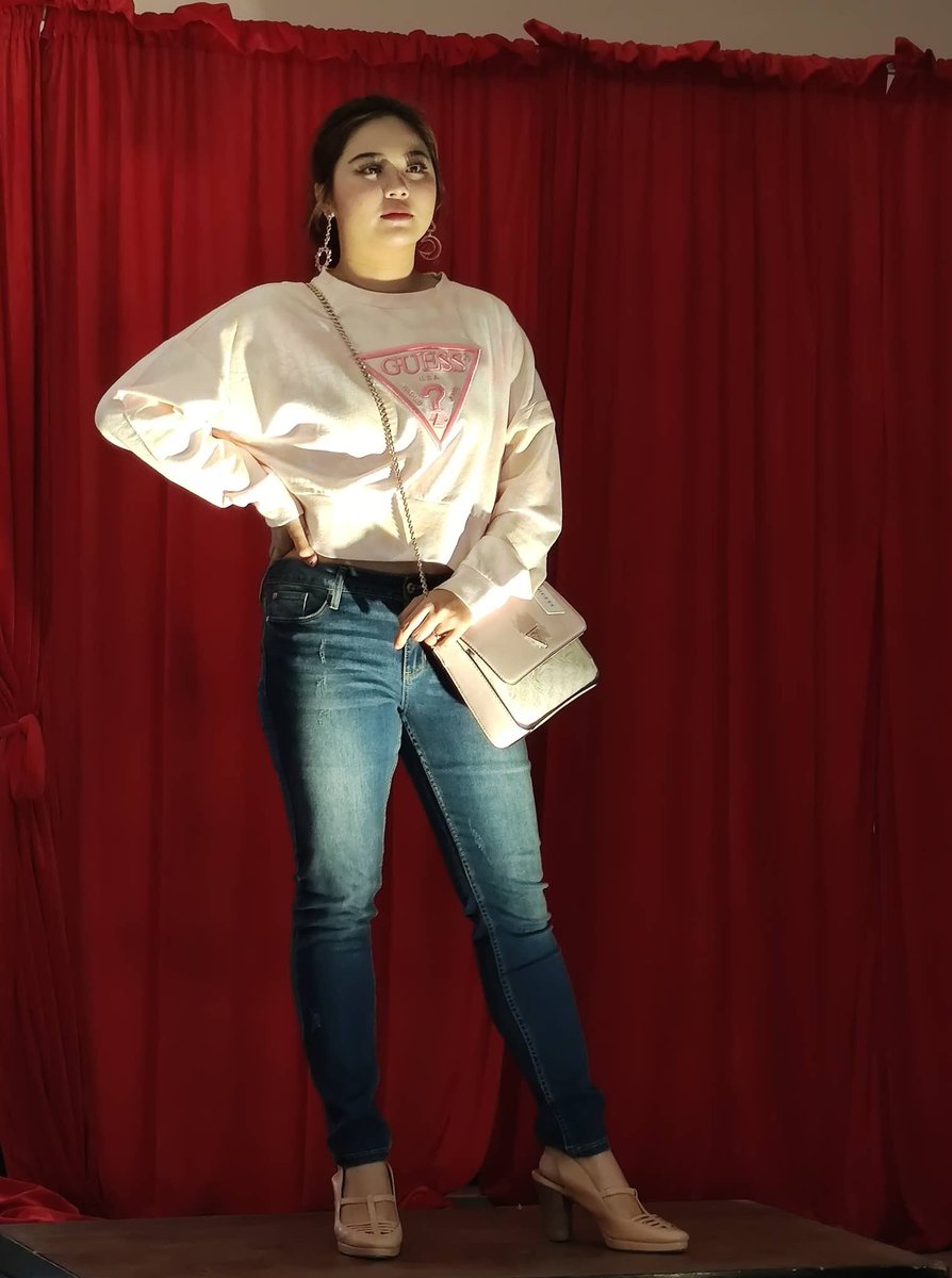 pambisyosaa's tweet photo. When at GUESS? 🔻

#SpringFashionShow
#MidYearGeneralAssembly https://t.co/bC4I2nZJRY