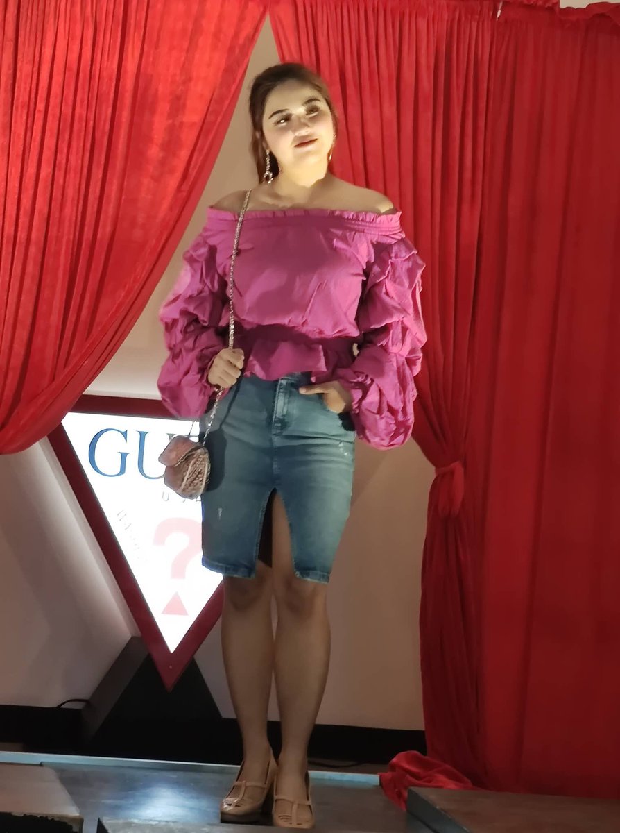 pambisyosaa's tweet photo. When at GUESS? 🔻

#SpringFashionShow
#MidYearGeneralAssembly https://t.co/bC4I2nZJRY