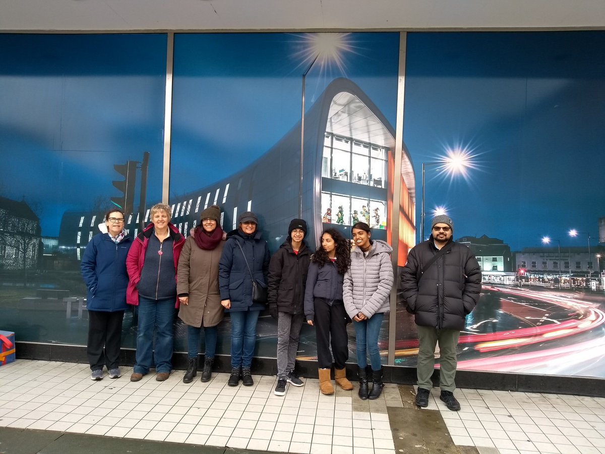 SloughOutreach's tweet photo. Sunday morning breakfast outreach session in Slough with our wonderful team of volunteers serving hot hot breakfast and refreshments. #CommunityOutreach
#Litterpick #commitment2serve
#CommunityMatters
#endhomelessness🙏
#WeAreSloughOutreach #WeCare
#ReachOut @sloughoutreach https://t.co/Oc9AfHwTem