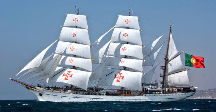 emekavoces's tweet photo. ⚓Arribó a #PuntaDelEste el buque Escuela de #Portugal 🇵🇹 #SAGRES. El motivo de su llegada es en conmemoración de los 500 años del viaje de Magallanes-Elcano.
Su destino final en estas latitudes es el puerto de #Montevideo 
📸 (crédito web) https://t.co/PMAA7SBmvg