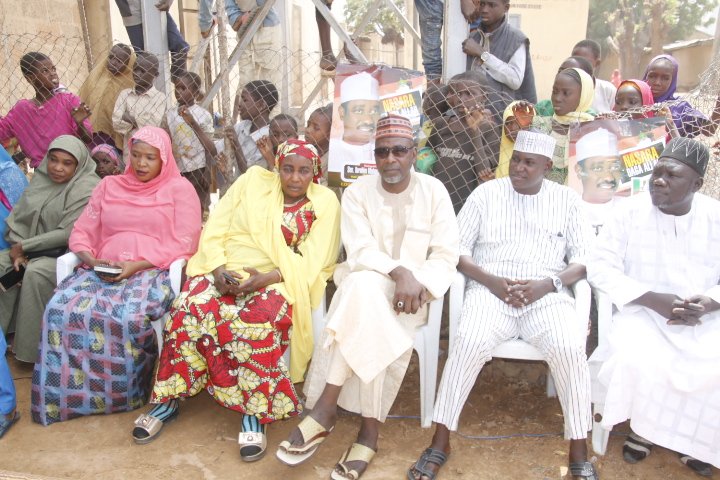 BomaiTv's tweet photo. Dignitaries include: Alh. Abas Ba'abba, Hon. Musa Abubakar (Musale), Alh. Buhari Bodore, Haj. Hauwa and many others.
@AtiyayeAbdul
@Babatemadu
@HassanPeppeYobe
@MMGoni_
@OmaleJohnAchimu
@sema_yobe
#UpBomai
#UnityFirst_BomaiYes
✍️ Bomai Press Corps https://t.co/N4EghaRd2O