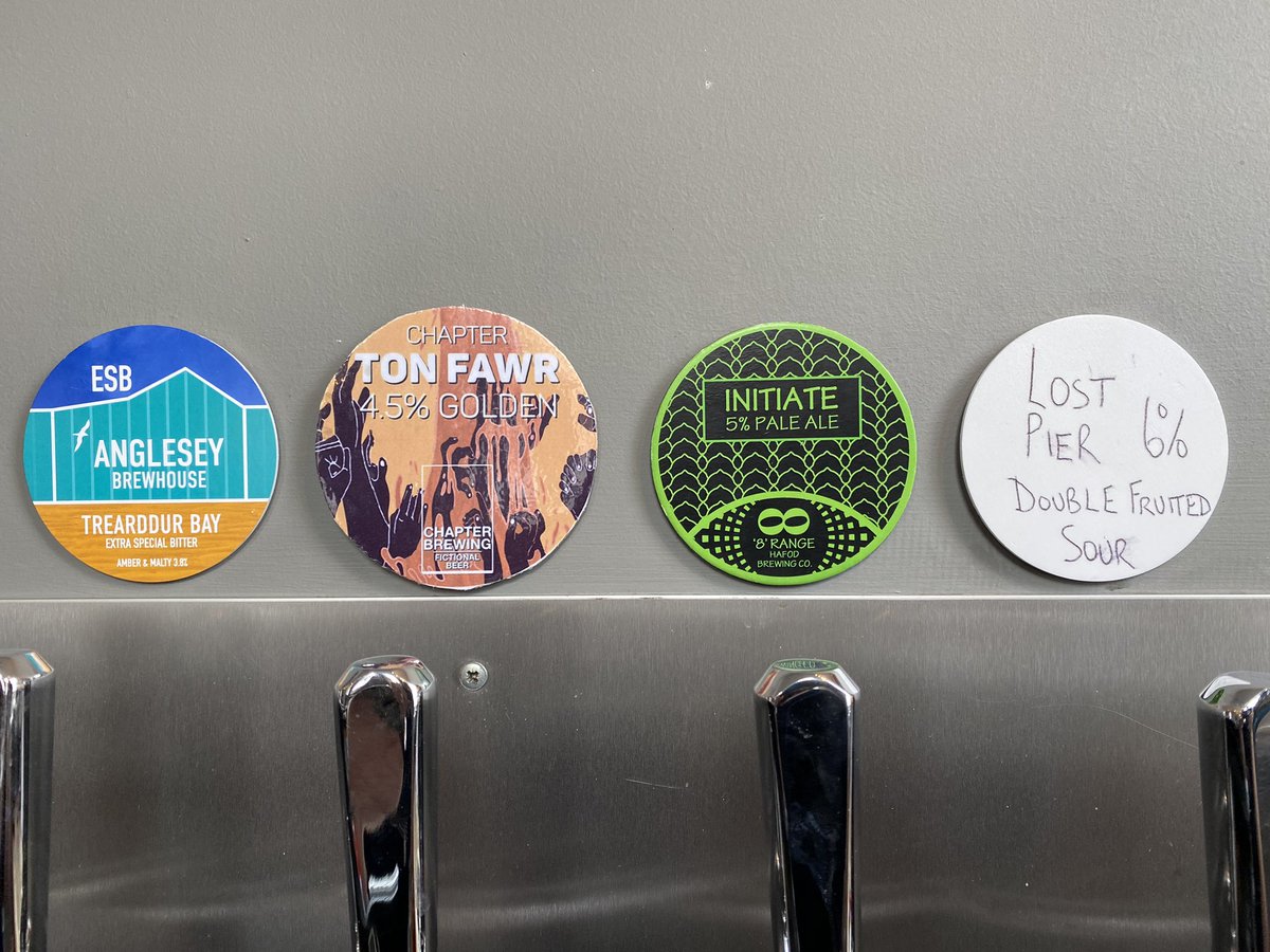 MoldAleHouse's tweet photo. Sunday’s KeyKeg from 4pm - 

Trearddur Bay ESB - Anglesey Brewhouse 
Ton Fawr - @ChapterBrewing 
Initiate - @hafodbrewery 
Double Fruited Sour - @Lostpierbrewing https://t.co/kL234ts3Q0