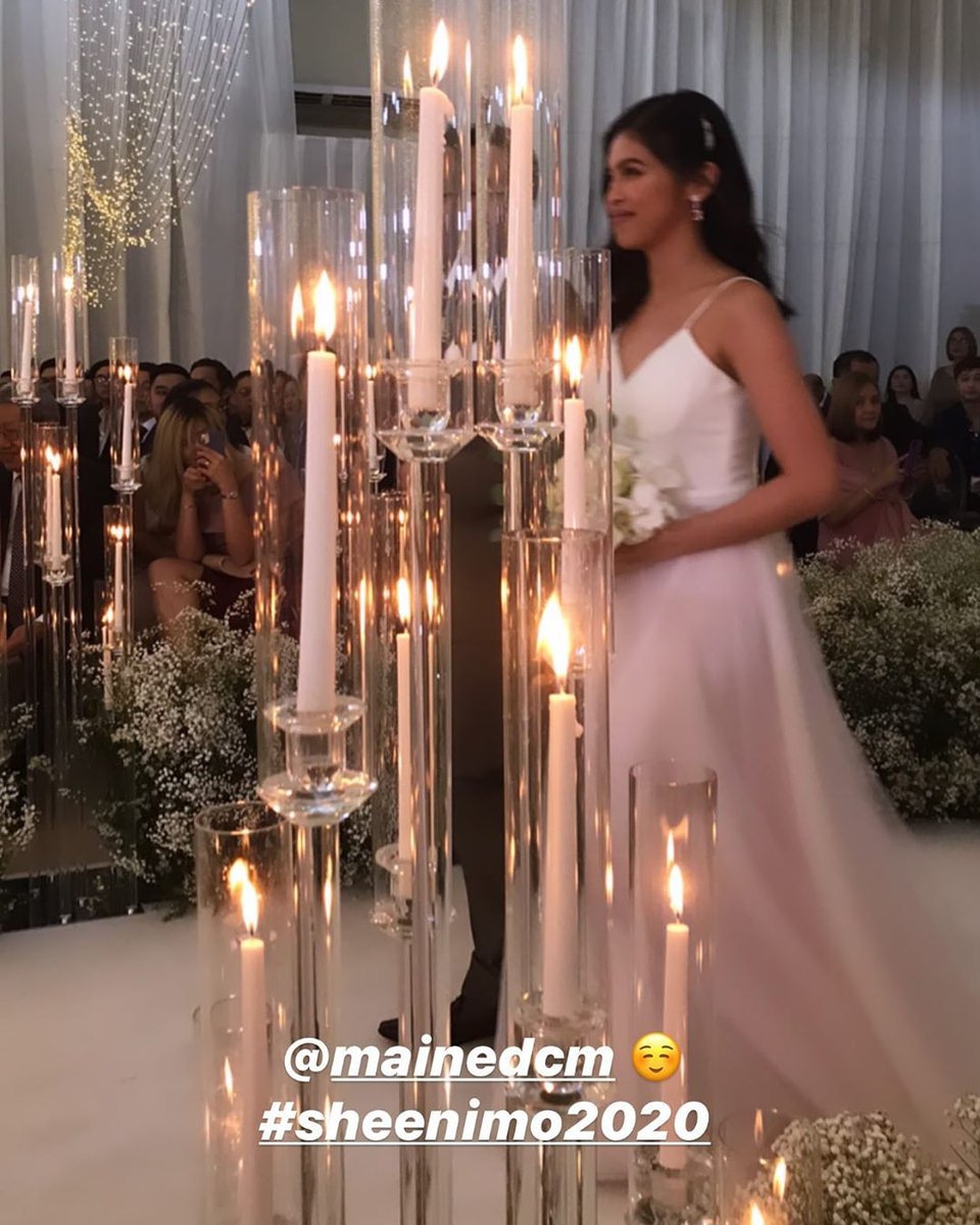 Dito man lang na madalas ikaw ay nakatitig . eh de kami ay kinikilig o sya nakangiting matulog na tayo my EB pa bukas mas masaya . Tulogan na wg pa stress #ALDUBBrighterWorld