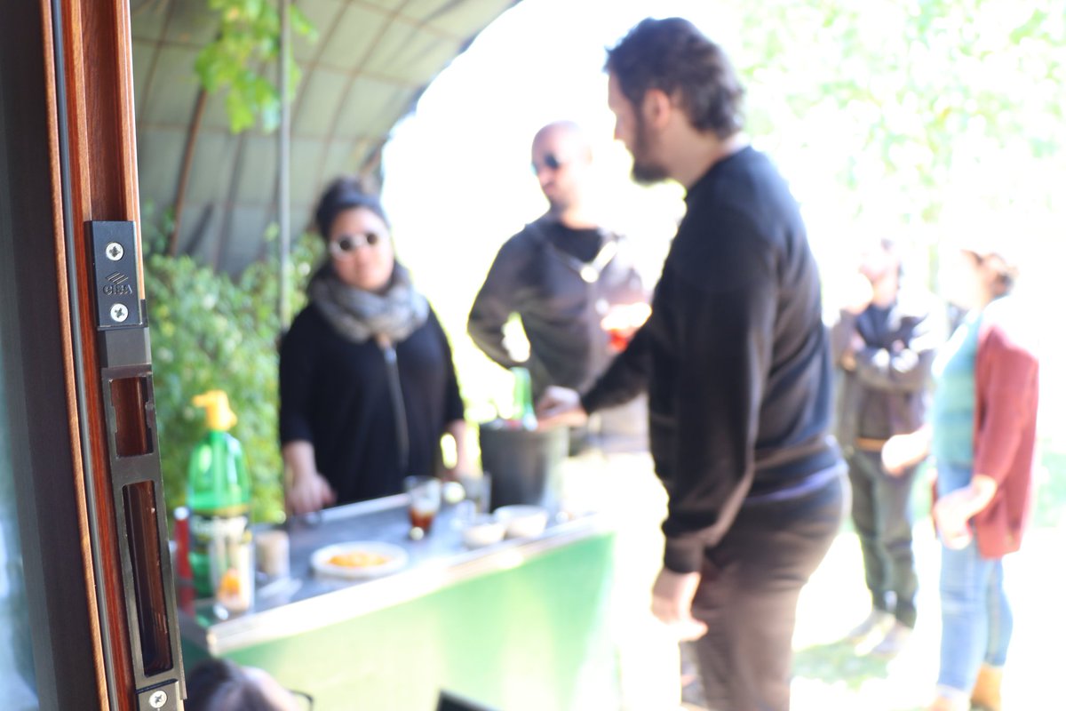 esc_cat's tweet photo. Per més vermuts de diumenge junts 🍻
https://t.co/011eGToyXR
#escapada20 #culturadigital #premelbotó https://t.co/tgcby5HPfi