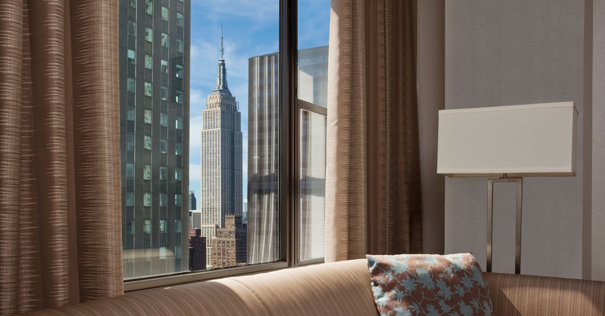 WestinGrandCtrl's tweet photo. Waking up in an Empire State of Mind! #WestinGrandCentral https://t.co/8xbDZwAdiO