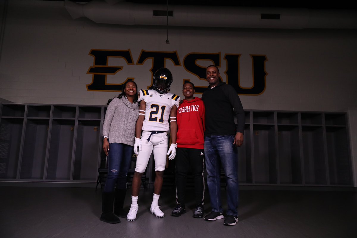 _sheldon_21's tweet photo. 110% Committed 😤  @ETSUFootball #ETSUTough #2020vision https://t.co/5bttRxPHzL