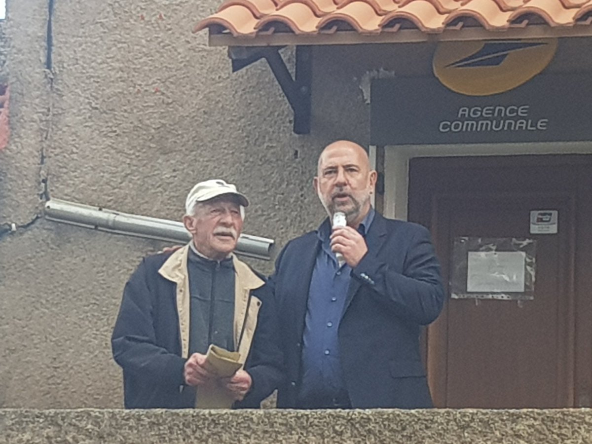 JF_Acquaviva's tweet photo. Une équipe solide autour de  #DonMathieuSantini refusant une société à deux vitesses pour  Porti-Vechju et ses habitants autour d'un projet émancipateur et de réappropriation:lien social/ culturel,accession à la propriété, environnement préservé, Dvpt maîtrisé..@Gilles_Simeoni https://t.co/LmpNFlRh2w
