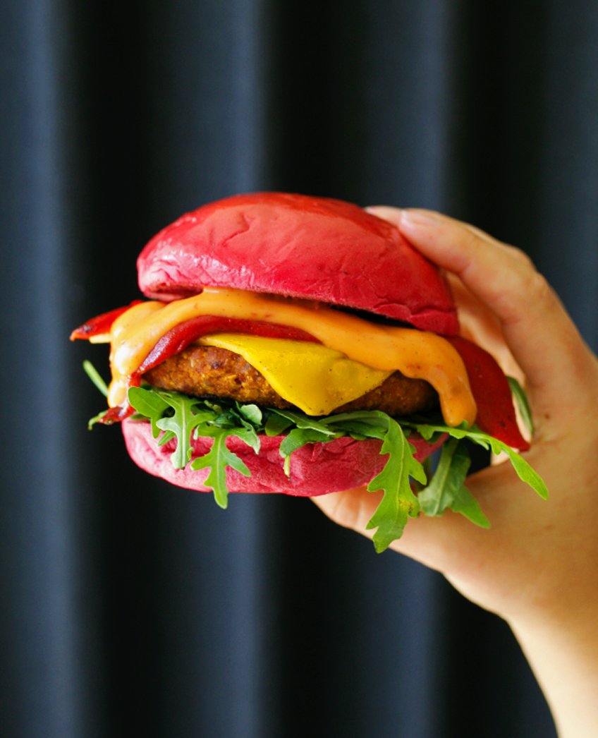 Don't forget #allworkandnoplay makes us very unhappy bunnies. Check in with the people around you 🗣️ #LETSGETTALKING.

And if you're around tomorrow, why not invite a pal, a neighbour, your Auntie, your family dog, down to The Green Grill - we've got #2for1 on all combo meals...