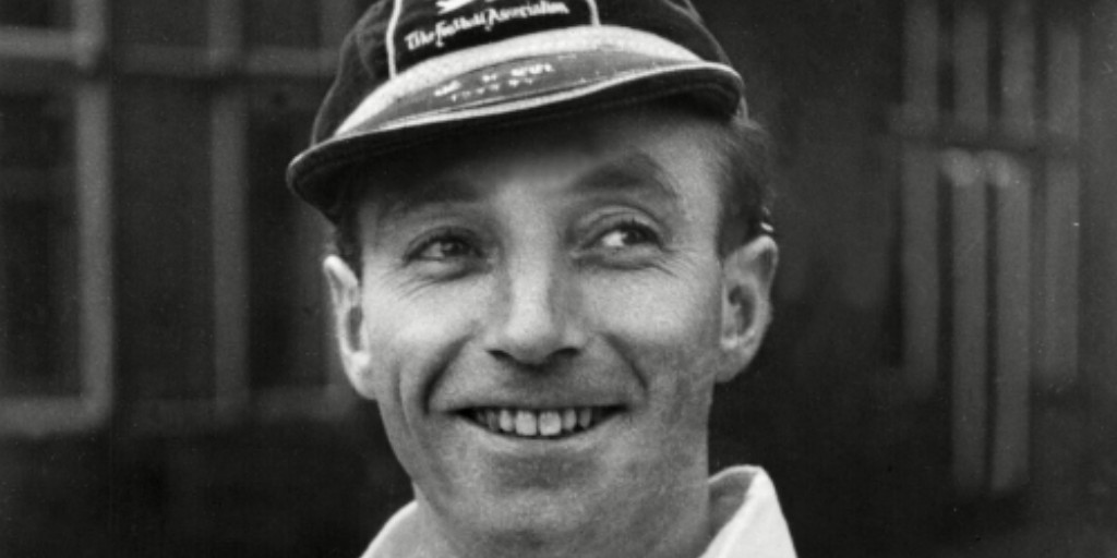 memoriadotcom's tweet photo. Remembering #StanleyMatthews the football legend on the anniversary of his death, aged 85.  Read more at: 
https://t.co/vxHwEx1ow1
#OnThisDay #DiedOnThisDay #MemoriaApp #Remember https://t.co/1m3lLIm7R4
