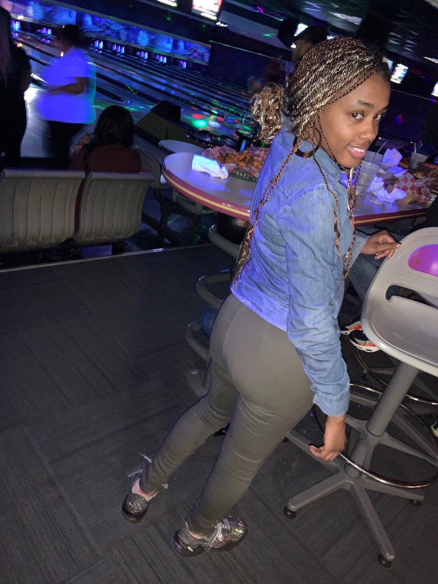 4evergorgeous__'s tweet photo. ✨Underneath the pretty face is something complicated, I come with a side of trouble but I know that’s why ur staying #noAngle https://t.co/KzIco8llGG