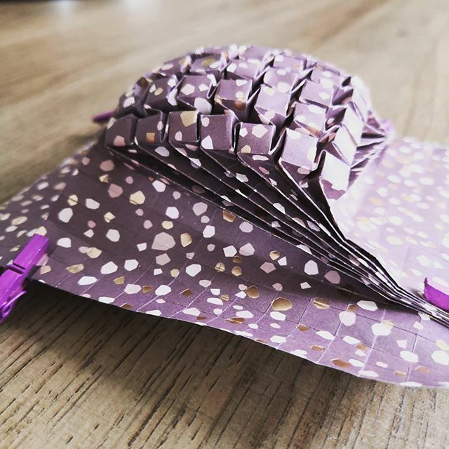 OrigamiInvasion's tweet image. Tessellation waterbomb 7x7 sur grille de 31x31

Design : Ilan Garibi (@garibiilan)

#origami #origamiart #papercraft #paper #paperart #craft #paperfolding #paperfoldingart #tessellation #origamitessellation #squaregrid #ilangaribi #ilangaribiorigami #cubestessellation