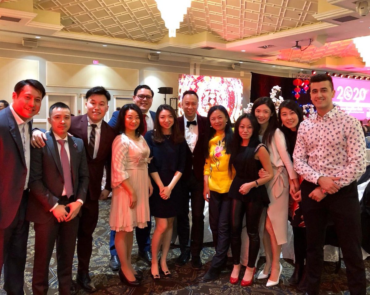 Thank you @RachaelWong_TD and the TD CEN Steering committee @MsEuniceChen @RupertHon @Samina_S_Ashraf for putting on another SPECTACULAR GALA!!🧧🎊  Always a joyous time catching up with old friends and colleagues over a delightful multi-course reception!  #TdLunarNewYearGala2020