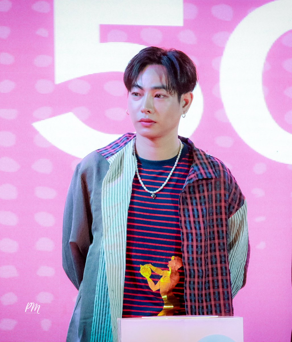 PePPerMinTzzzz's tweet photo. ลงรูปดีเลย์ แต่ความน่ารักไม่เคยดีเลย์ตามนะครัช อิอิ 🤭🤭🤭
#เป๊กผลิตโชค
#PeckPalitchoke
#KohFunRunxPECK
#โก๋แก่ลันเตาxPeck
#palitgallery
#PMzPHOTO https://t.co/ZtU8k2F4SX