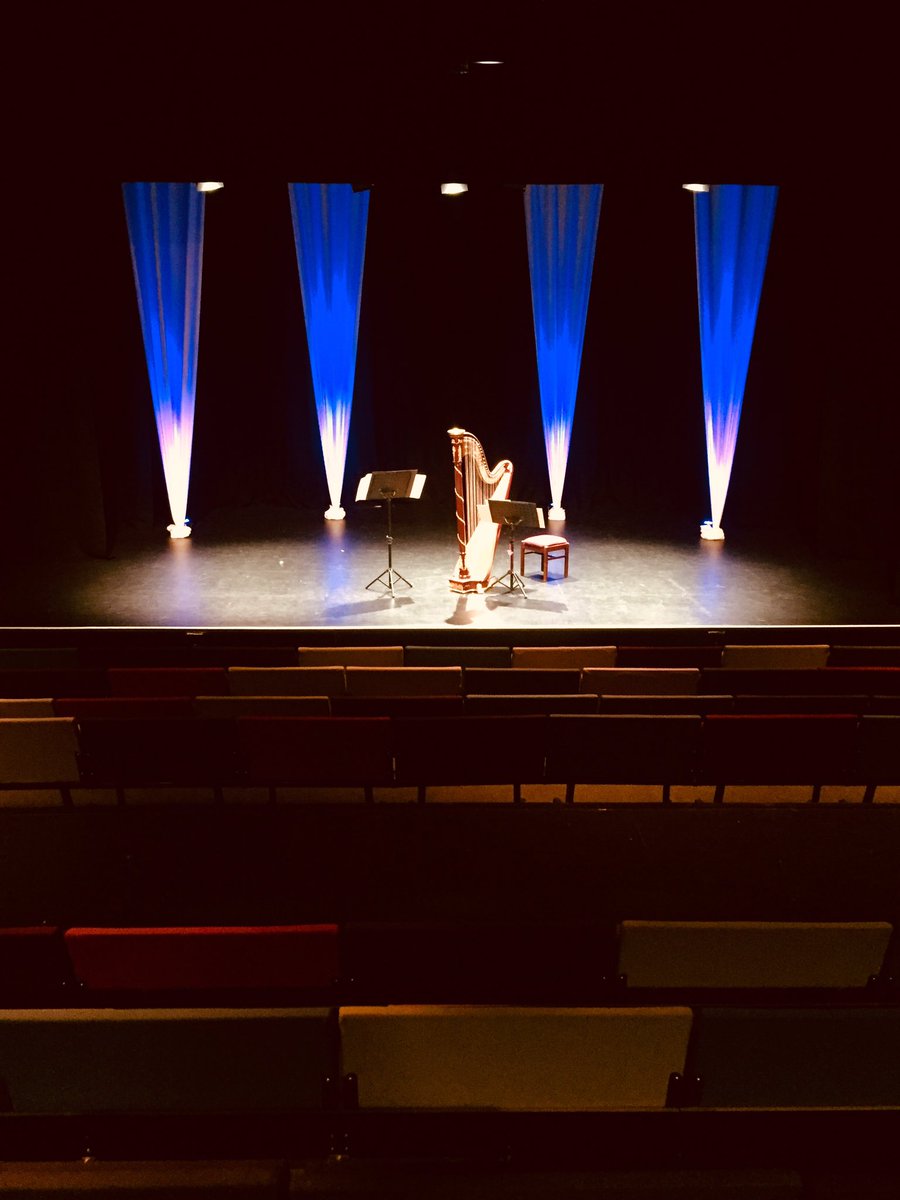JProjectMusic's tweet photo. All set for #LiveClassics series at @LPAC_Theatre ✨@ukharp @PanBfs #flute #harp https://t.co/kHfThDHq56