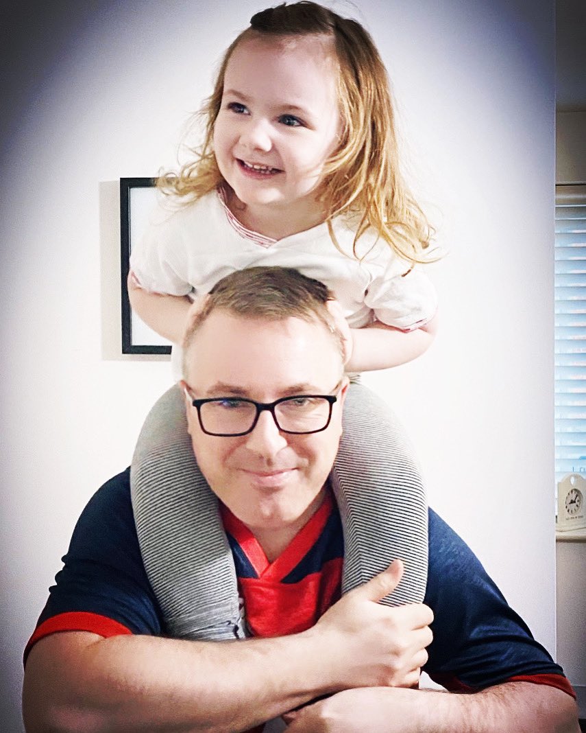 Opteka's tweet image. Gracie-Beau &amp;amp; I ready to cheer on @EnglandRugby as they take on @IrishRugby in the @SixNationsRugby! Let’s do this fellas! #CarryThemHome #ENGvIRE @canterburyNZ #WearTheRose @O2sports @SkySportsRugby