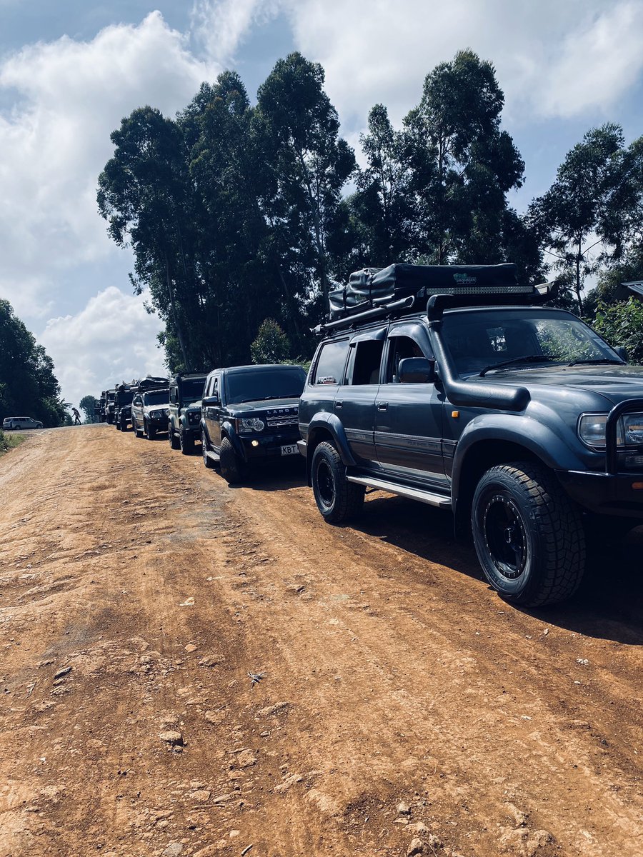 Nymahsemoh_'s tweet image. Lake Ellis,Mt Kenya off-road drive.
The lake is 3,470m above sea level.

A Thread.