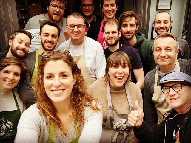 BrewUnique's tweet photo. 🍻 Saturday morning 22/02 🍻
#brewerslife #homebrew #brewyourown #brewing #brewingbeer  #brassage #brassam #beerporn #brewporn #craftbeer #beergeek #beerlover #hoppyhour #beeroclock #beerlessons #biere #biereartisanale #instabeer #sentier https://t.co/HKrrdsTJKa https://t.co/ZCkQrseV6X