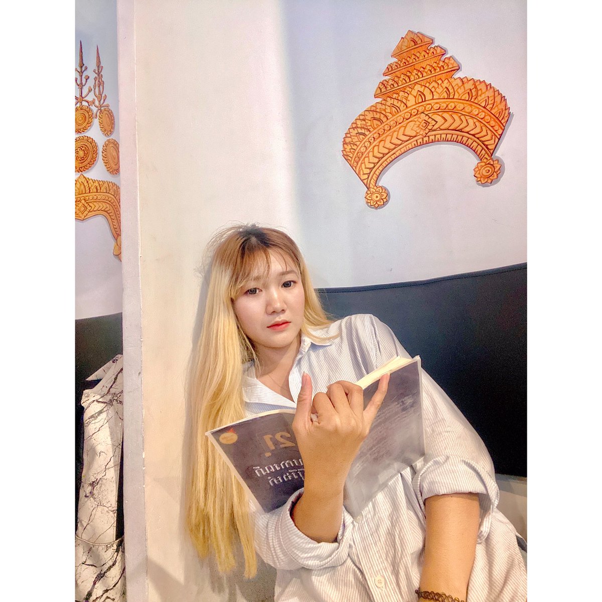 Sovannyka1's tweet photo. បើចង់រស់ស្រួល លុះត្រាតែរៀនអោយច្បាស់ពីជីវិតអ្នក និងរកវិធីបំបែកដុំថ្មតូច ធំ នៅពីមុខអ្នក នោះគ្រប់យ៉ាងនឹងធ្លុះ អ្នកនឹងឃើញអ្វីដែលអ្នកចង់បាន https://t.co/0WfkWKgj8e