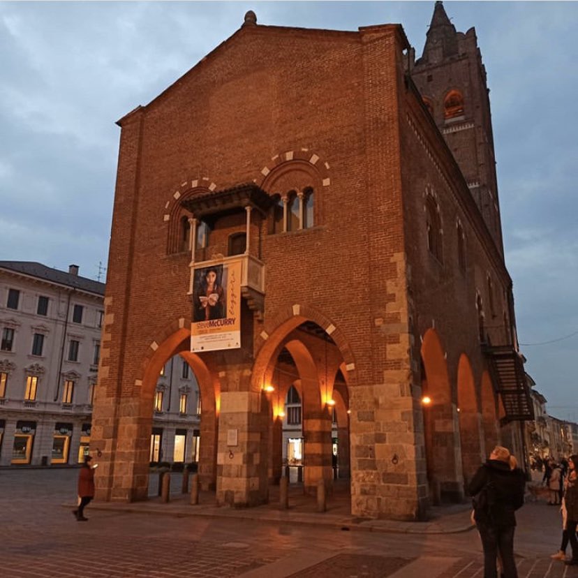 Visit_Different's tweet image. ⚠️ Si informa che, per ordinanza comunale, la mostra di #SteveMcCurry all’Arengario di #Monza oggi #23febbraio resterà chiusa al pubblico, per far fronte all’emergenza sanitaria causata dalla presenza di focolai di #Coronavirus in territorio lombardo.
Seguiranno aggiornamenti.