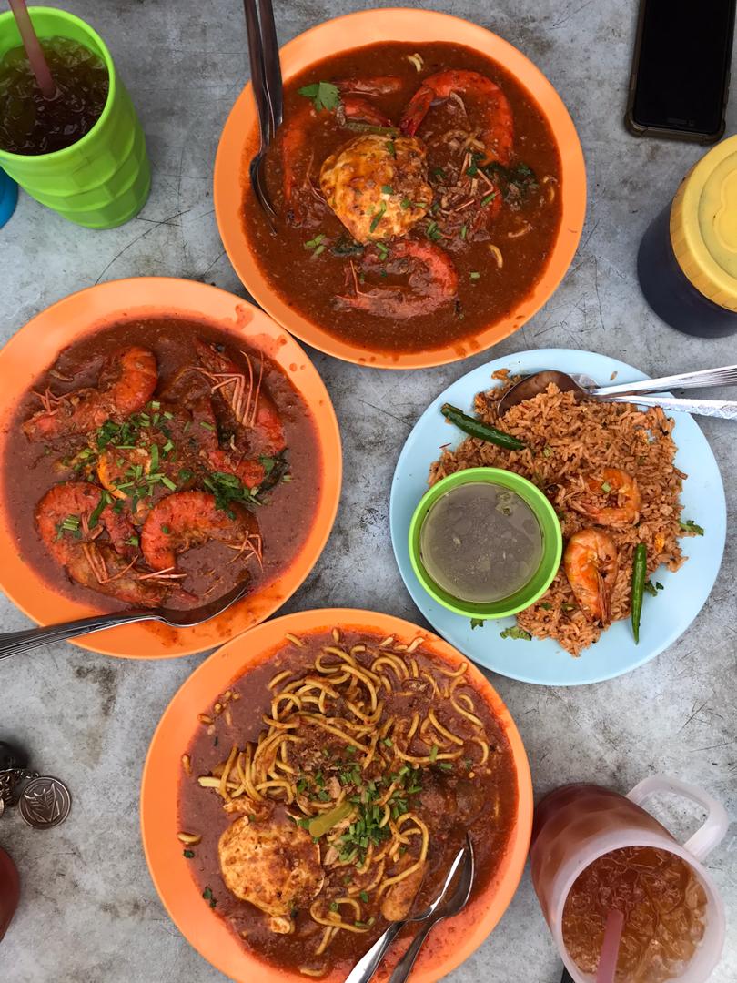 adda2644's tweet photo. Gaissss.. Meh try makan kat sini!!
#meebandunggearbox #meebandungudang #nasigorengudang #Riangriacorner #uluchoh #pontian #johor 🍜🍛 https://t.co/tUA3ZXpqLE