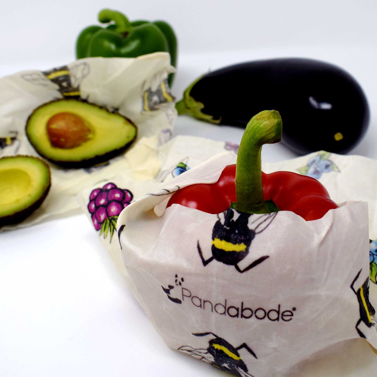 pandabode's tweet image. 23% off our Beeswax Food Wraps for a limited time only! 🤩

Beeswax wraps are a great eco friendly alternative to plastic cling film. Our wraps create a sealed covering for your food, they are washable, organic and biodegradable.

Shop now: bit.ly/2T0d2Pv

#beeswaxwraps
