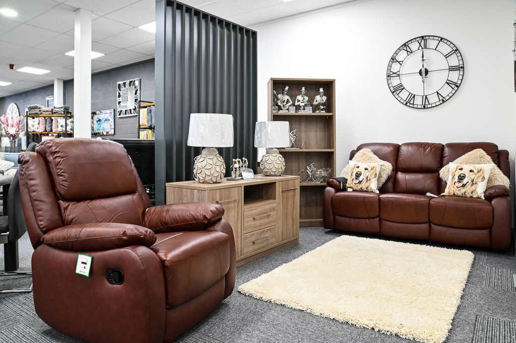 QLMHome tweet picture