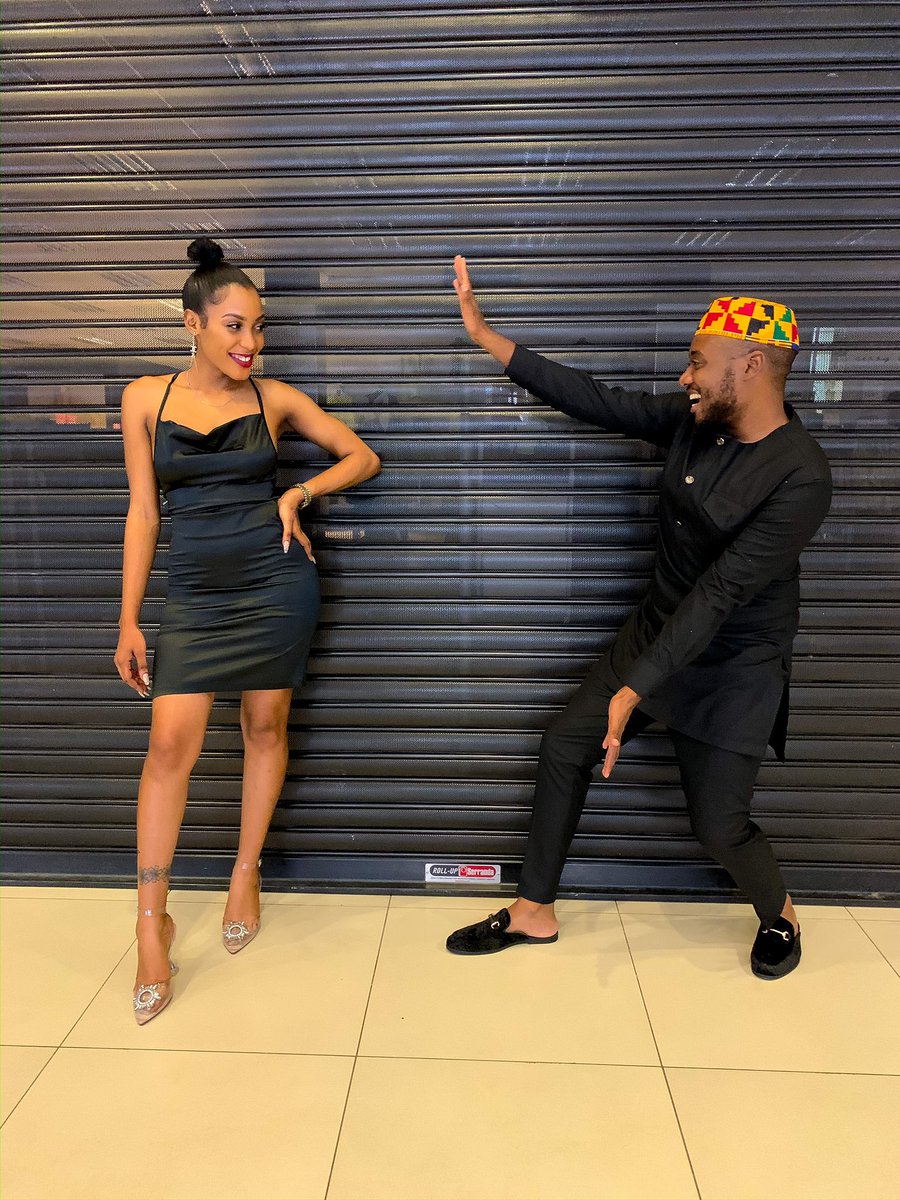 petermwansapml's tweet photo. Dinner with my favs! In an All black affair.....ofcourse Iโm dressed in House Of PML. ๐๐
Outfit by : @houseofpml
Designer : @Petermwansa15
Shoes : @boohooMAN
#houseofpml #HouseOfPeterMyLife #custommadesuits #custommade #premiumbrand #petermylife https://t.co/9OfzZaiYuq