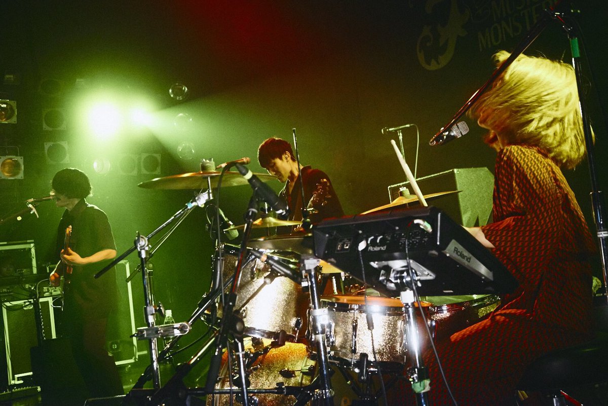 M_MONSTERS's tweet photo. 【シナリオアート】
MUSIC MONSTERS -2020 winter-　2020.2.23
photo by KONDOH MIDORI

@Scenarioart
#シナリオアート
#ミューモン https://t.co/rcTfq2cjtW