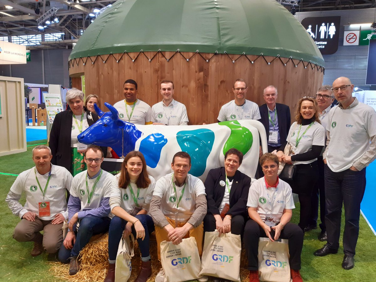 🗓 J2 #SalonAgriculture #SIA2020

Les équipes #GRDF sont motivées pour parler des bénéfices #GazVert, #mobilité #BioGNV🚚, #cives🌱 auprès des nombreux visiteurs de toutes les régions de #France

#fiertegaziere #LeGazVertLavenir #GRDFIDF #GRDFEST #GRDFSE #GRDFSO #GRDFCO #GRDFNO