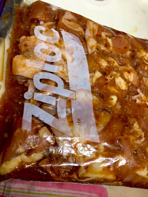 初めて唐揚げ作ったけどなかなかうまくできた🐓 