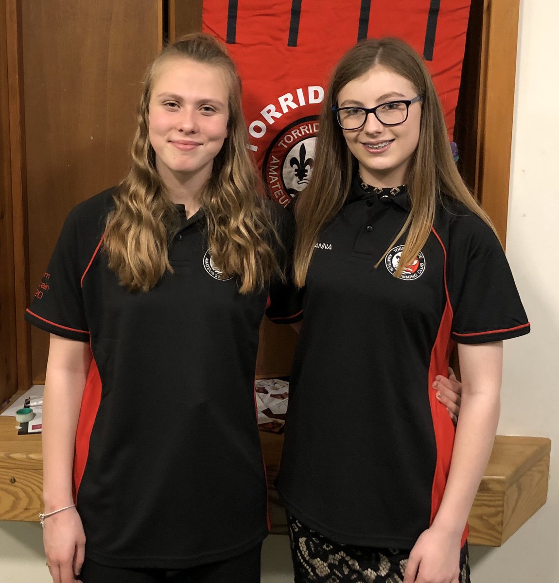 TorridgesideC's tweet photo. Libby and Anna #clubcaptains2020 https://t.co/MOQjef9i8W