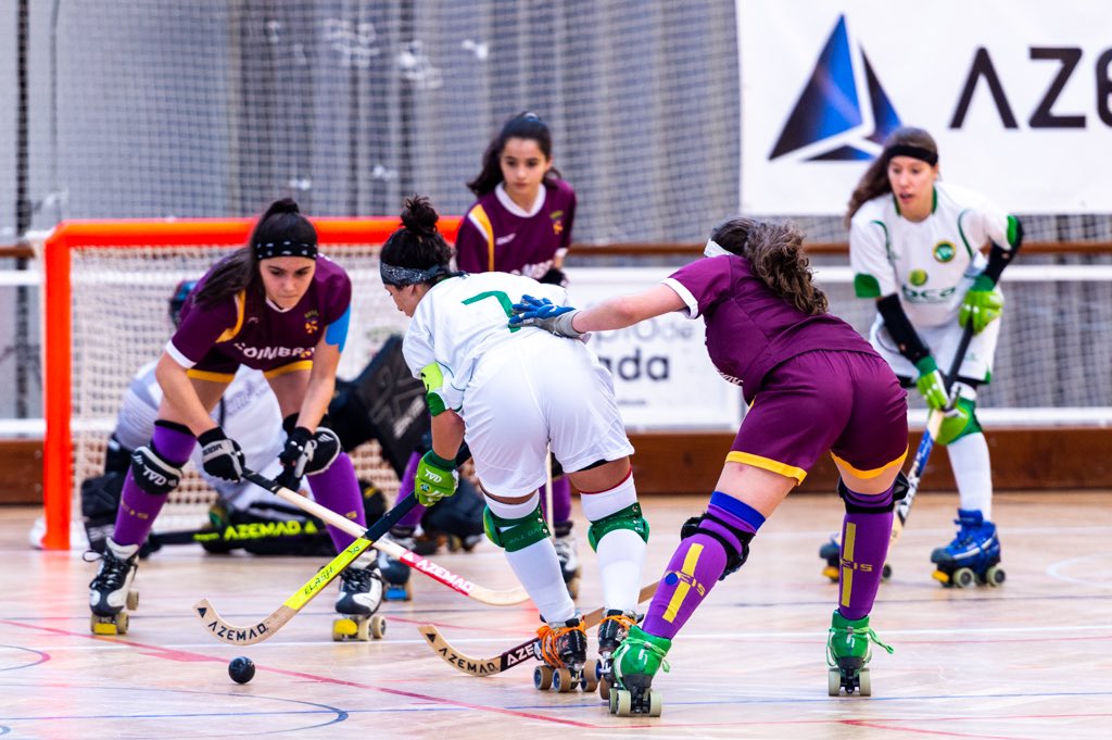 OficialFPP's tweet photo. #HóqueiEmPatins
AP Coimbra 1 x 6 AP Porto
🏆 𝗜𝗻𝘁𝗲𝗿-𝗥𝗲𝗴𝗶𝗼̃𝗲𝘀 𝗙𝗲𝗺𝗶𝗻𝗶𝗻𝗼 𝟮𝟬𝟮𝟬
#FPP #IRFem
•••
📷 @cmariaphotos / FPP https://t.co/dmSs6RyTba