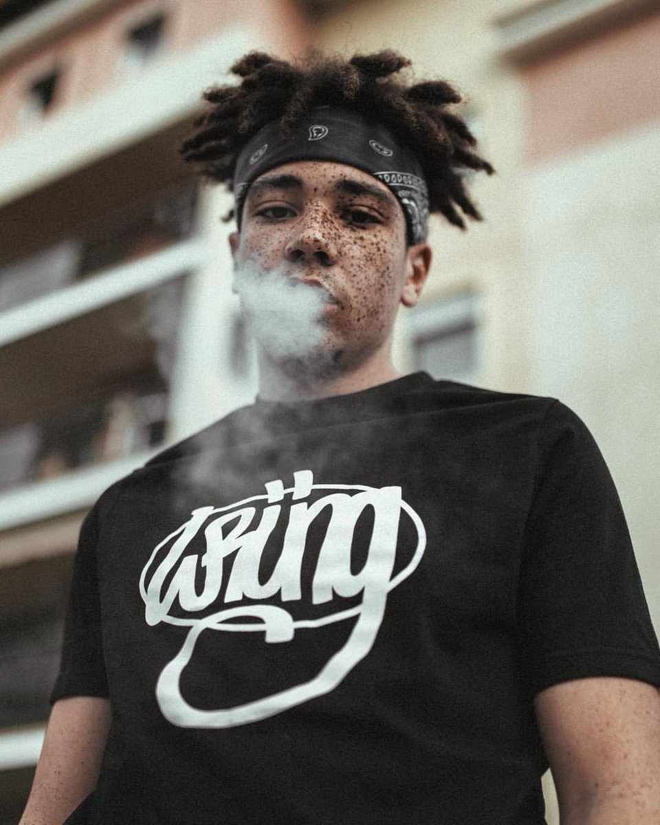 TiendasAreaZero's tweet photo. If you have everything under control, you’re not moving fast enough🤙💥 📸 @wrung #AreaZero #wrung #Madrid #StreetWear #urbanclothes https://t.co/eApo5Xrd3N
