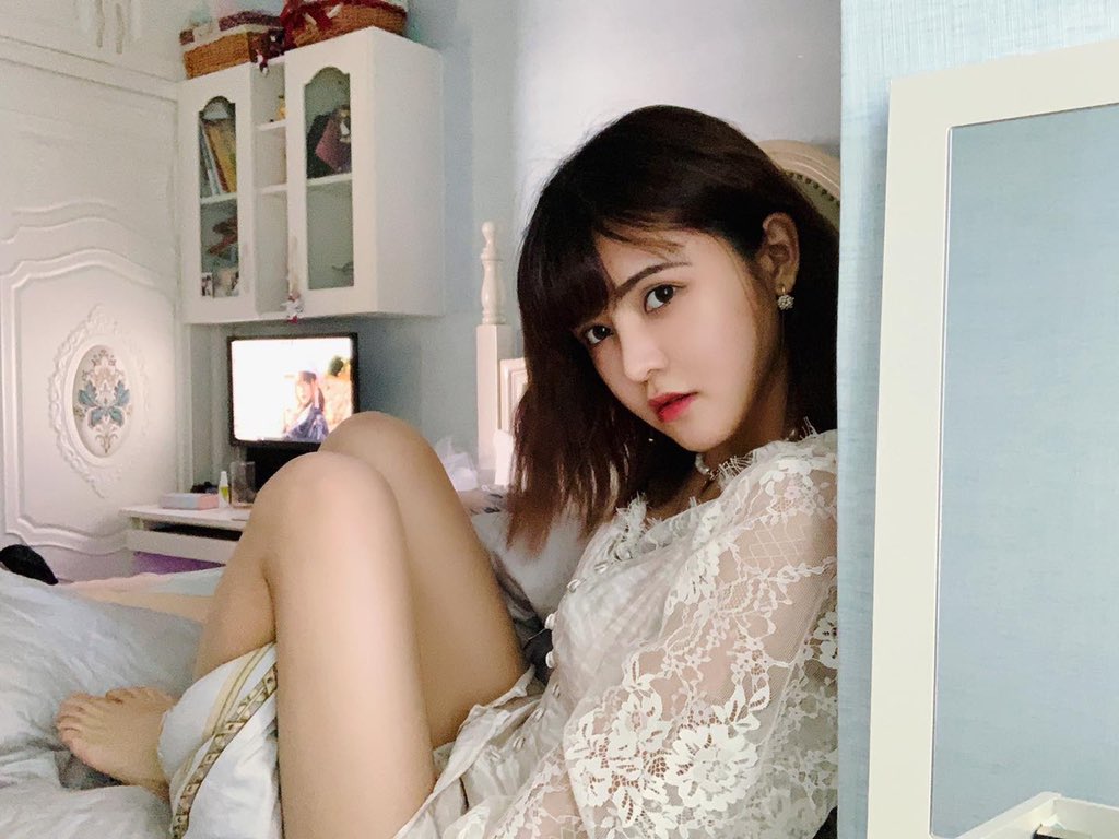 buliangV's tweet photo. 看起来比较温柔的不良 https://t.co/rK5vyoq38V