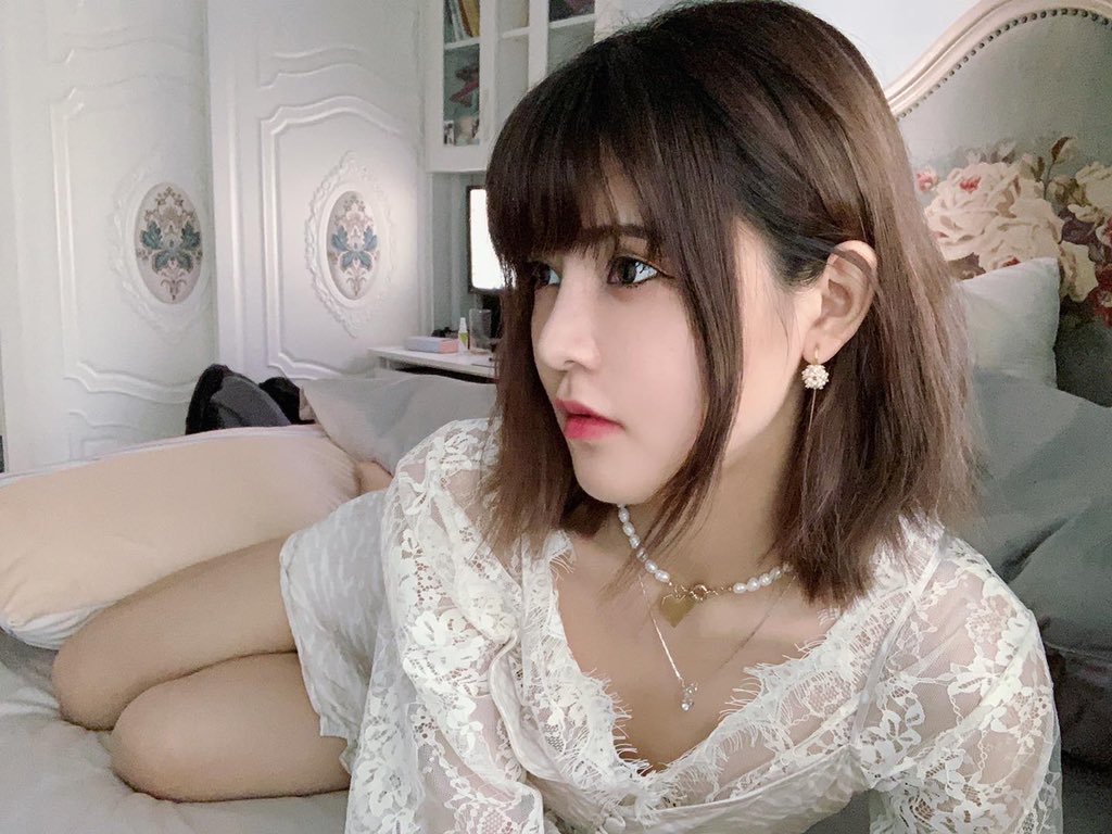 buliangV's tweet photo. 看起来比较温柔的不良 https://t.co/rK5vyoq38V