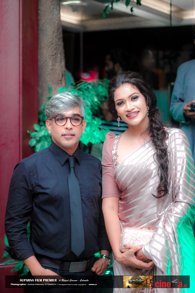 Cinema_srilanka's tweet photo. Captured this happy movement at සුපර්ණා movie premier event. Actress @chulakshi &amp; Actor Ashan with the Director of the movie.
#SuparnaMovie #SinhalaFilm #SriLankanCinema #CinemaLk https://t.co/cvD28KEFBK