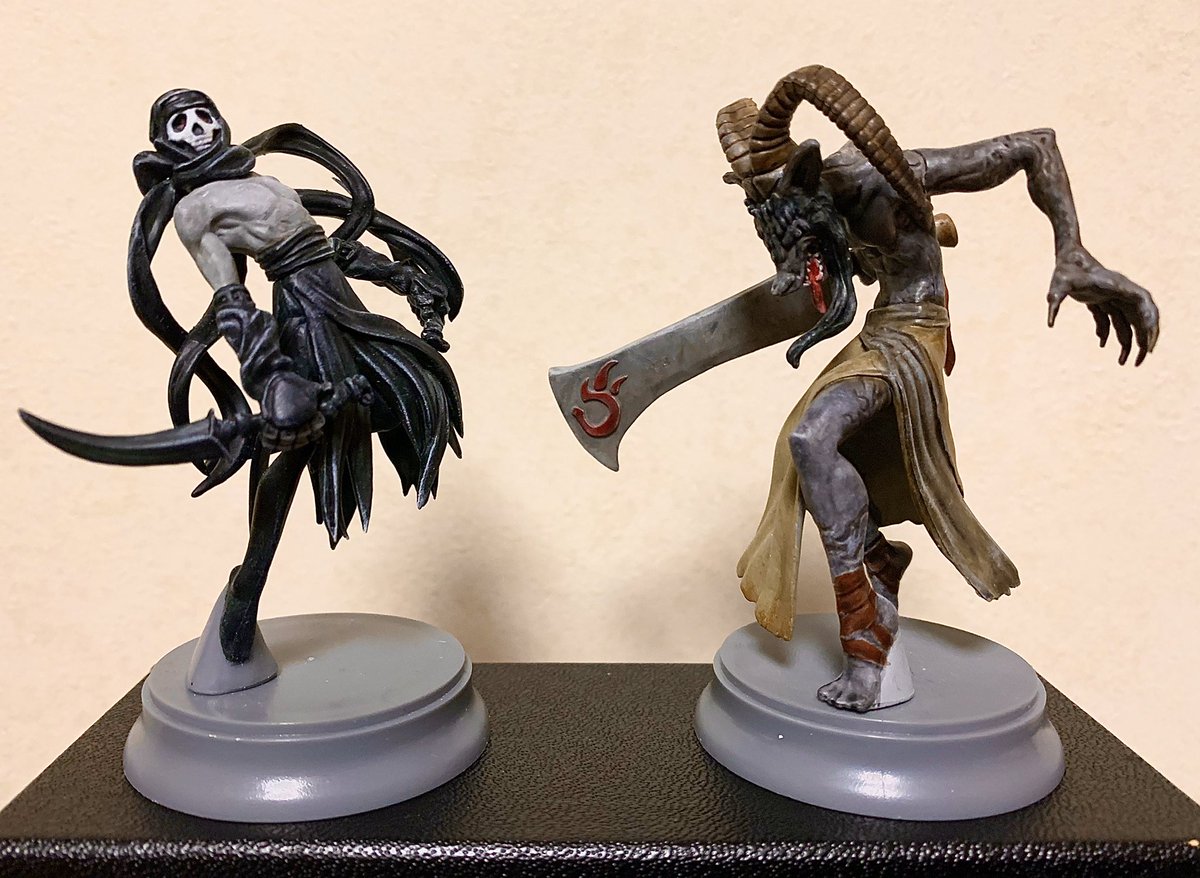 ニノ三乗 クラスカードフィギュアのアサシンとバーサーカーを塗ってみた 被ったクラスはこれで終わり 次はアーチャー当たるといいなぁ Fate15th シタデルカラー