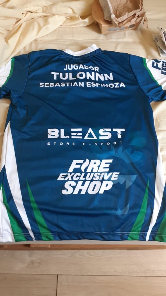TulonNn ya tiene su camiseta😳