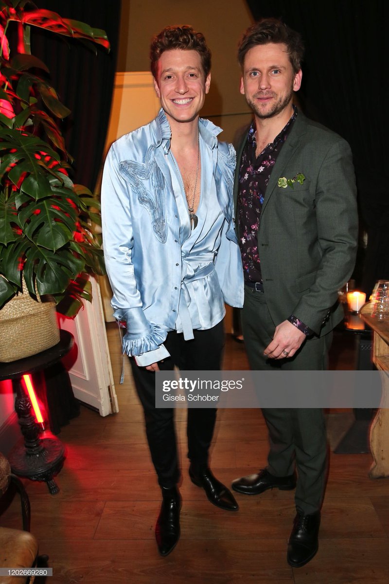 Donskoy_Support's tweet photo. Daniel bei der Place To B Berlinale Party "Garden of Eden", Borchardt Restaurant,22.02.2020.
Fotos: @GettyImages
@DanielDonskoy @SteveWindolf @placetobeguide
#danieldonskoy #schauspieler #musiker #placetob #party #berlinale #berlinale2020 #berlin #danieldonskoysupport https://t.co/yGn0JHceLd
