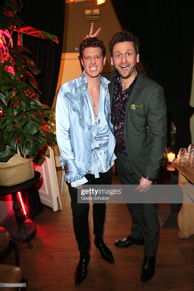 Donskoy_Support's tweet photo. Daniel bei der Place To B Berlinale Party "Garden of Eden", Borchardt Restaurant,22.02.2020.
Fotos: @GettyImages
@DanielDonskoy @SteveWindolf @placetobeguide
#danieldonskoy #schauspieler #musiker #placetob #party #berlinale #berlinale2020 #berlin #danieldonskoysupport https://t.co/yGn0JHceLd