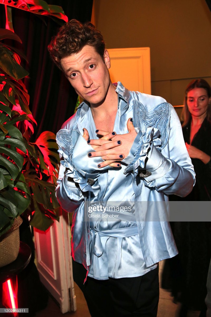 Donskoy_Support's tweet photo. Daniel bei der Place To B Berlinale Party "Garden of Eden", Borchardt Restaurant,22.02.2020.
Fotos: @GettyImages
@DanielDonskoy @SteveWindolf @placetobeguide
#danieldonskoy #schauspieler #musiker #placetob #party #berlinale #berlinale2020 #berlin #danieldonskoysupport https://t.co/yGn0JHceLd