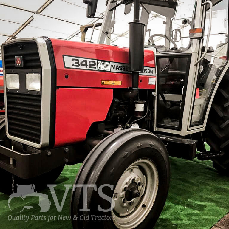 #tractorwatch This Massey Ferguson 342 is a strong classic tractor contender today at the #tractorworldmalvern show. What do you think? 🚜
#tractorworld  #malvern #malvernshow  #tractorworldshow #tractorworld2020 #classictractors #tractorshow #classictractors
