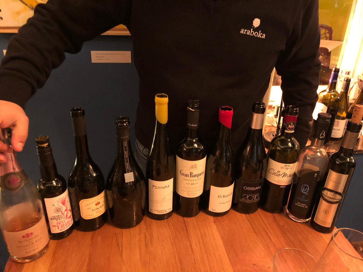 domvinos's tweet photo. Intensidad en la Bodega de @EBOKArestaurant
#DeChanceny Rose
Nave Trinidad @barbadillo
#Derezla #Tokaji Dry
Argent @Gramona1881
Pescuda @bodegasfulcro
#Amontillado @PerezBarquero
El Barredo #RaulPerez
@OssianVinos
@ColleMassari
Q Kina #AntonioBarbadillo
N°4 @GrupoJOrdonez https://t.co/ur342l5JL2
