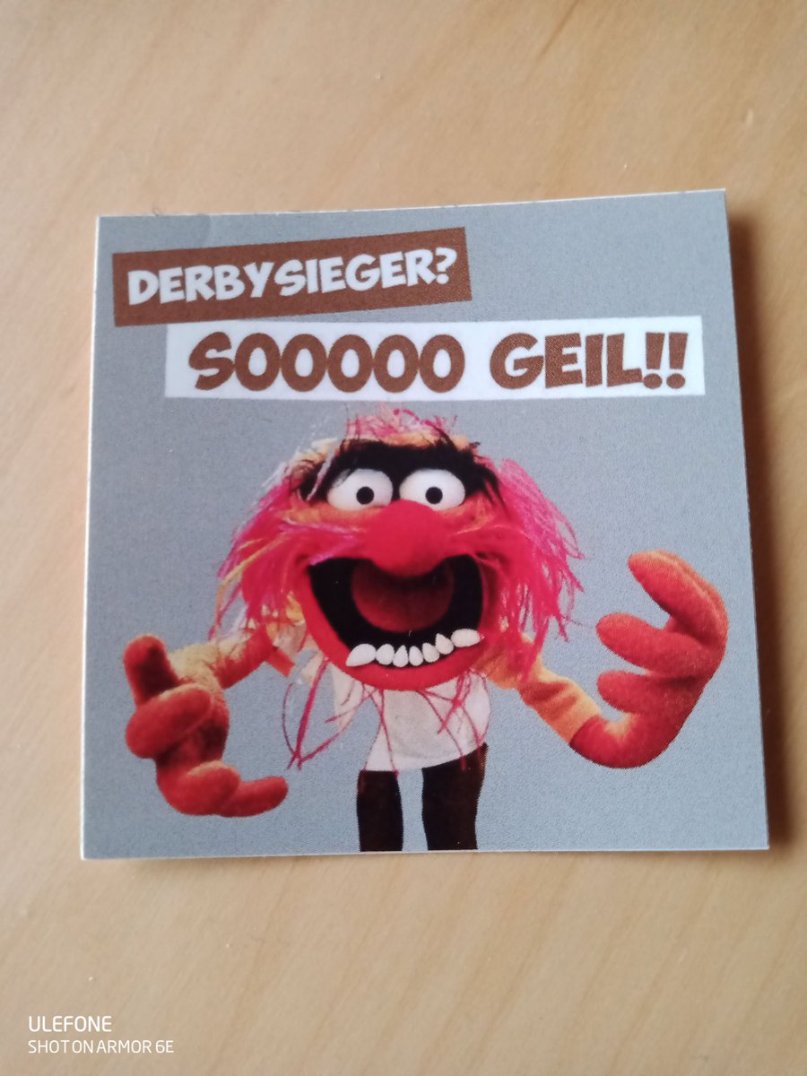 _stulf's tweet photo. Einen hab ich noch...
#Derbysieger #fcsp #HSVFCSP https://t.co/DbVZGPZRUX