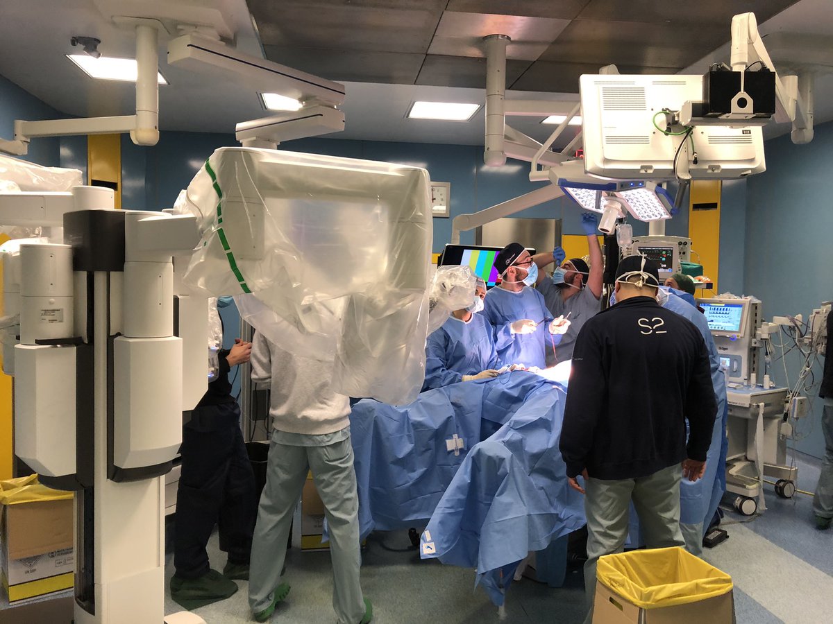 Robot “Da Vinci” all’ICOT - Latina