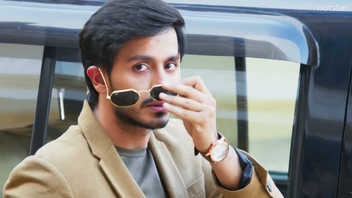 CrazyLtlBitch's tweet photo. @ParamSinghFC @8paramsingh And these 2 from #MariamKhanReportingLive #ParamSingh #ParamSinghThrowback https://t.co/AYkjxTvIvs