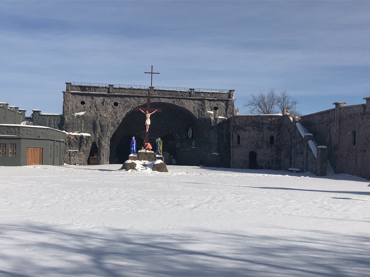 MichelleSSacco's tweet photo. #Explore150 road trip to #CrooksCreek. 1st time checking out the Cathedral and Heritage Park as we continue to #ExploreManitoba for #Manitoba150 @AceBurpeeShow https://t.co/sFUelypqNm