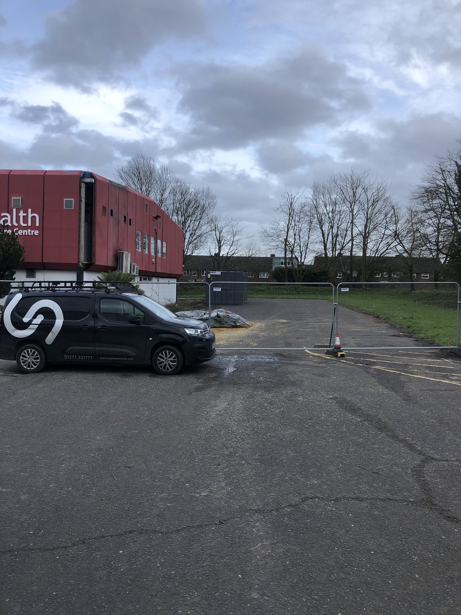 SolomanCharles1's tweet photo. Site set up at Moulsham High School for the Bridge Academy Trust https://t.co/DimtRMHxw9