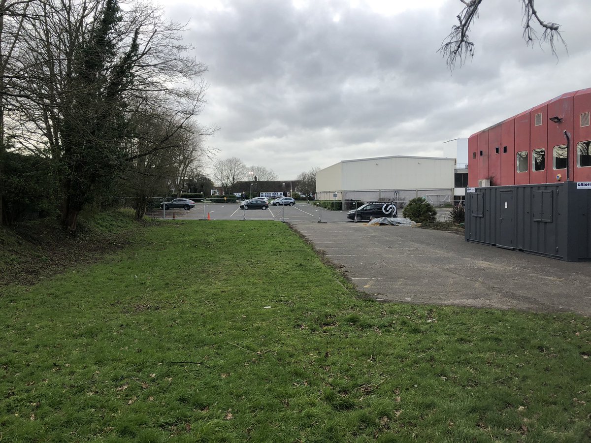 SolomanCharles1's tweet photo. Site set up at Moulsham High School for the Bridge Academy Trust https://t.co/DimtRMHxw9