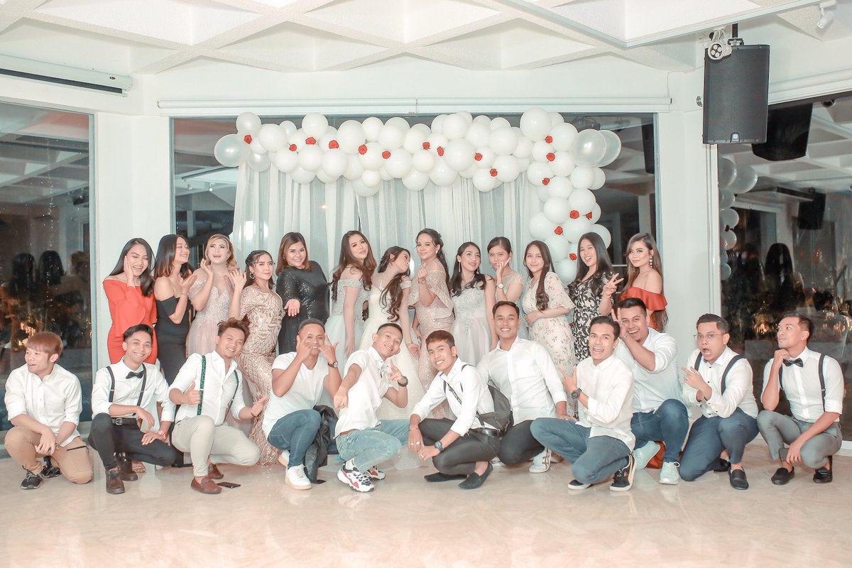 danialjaafar's tweet photo. @liana_0224 birthday 🕺🏻💃🏻 https://t.co/HL7NKdhlru